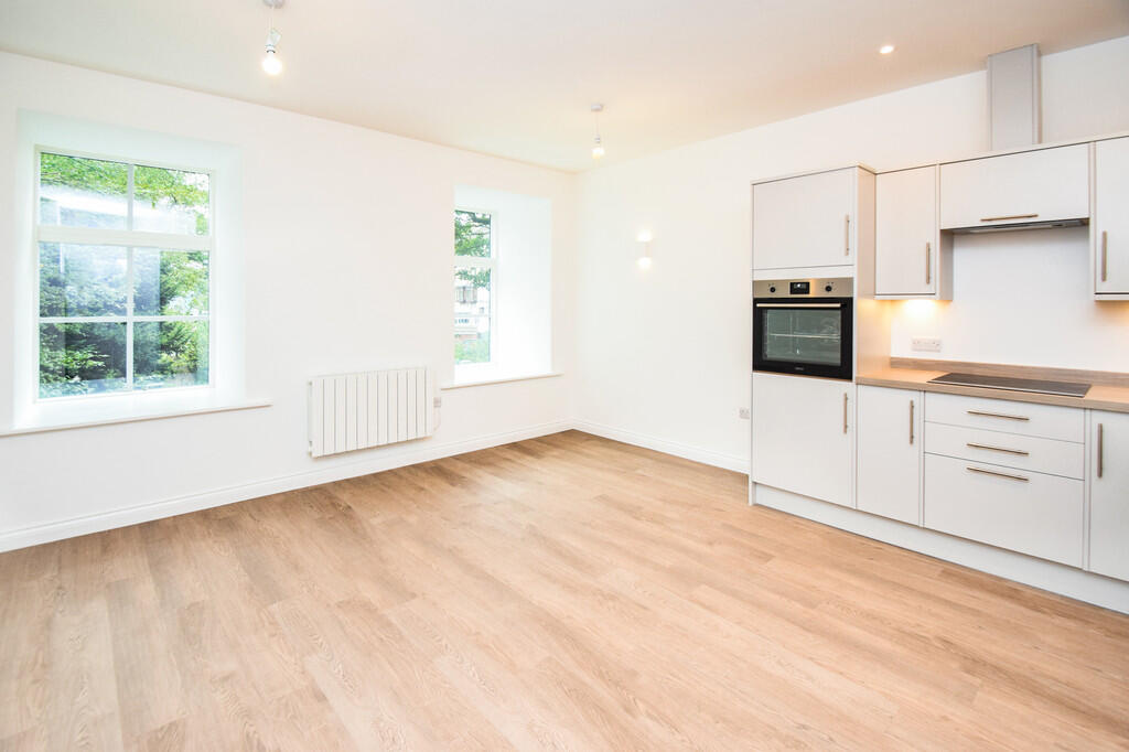 Apartment in Bradford - View 2
