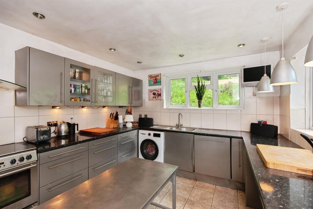 Warminster Road, Bath photo 5