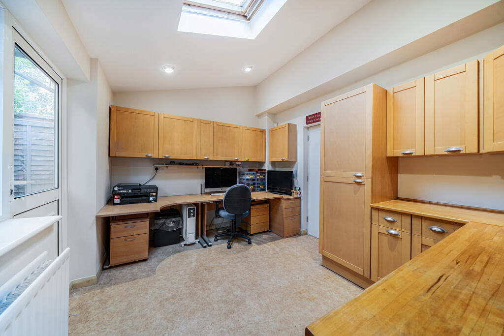 House in Southall - View 5