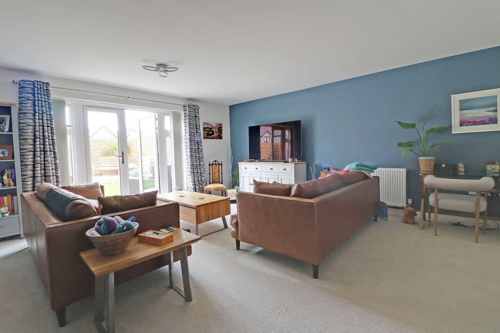 House in Portsmouth - View 5