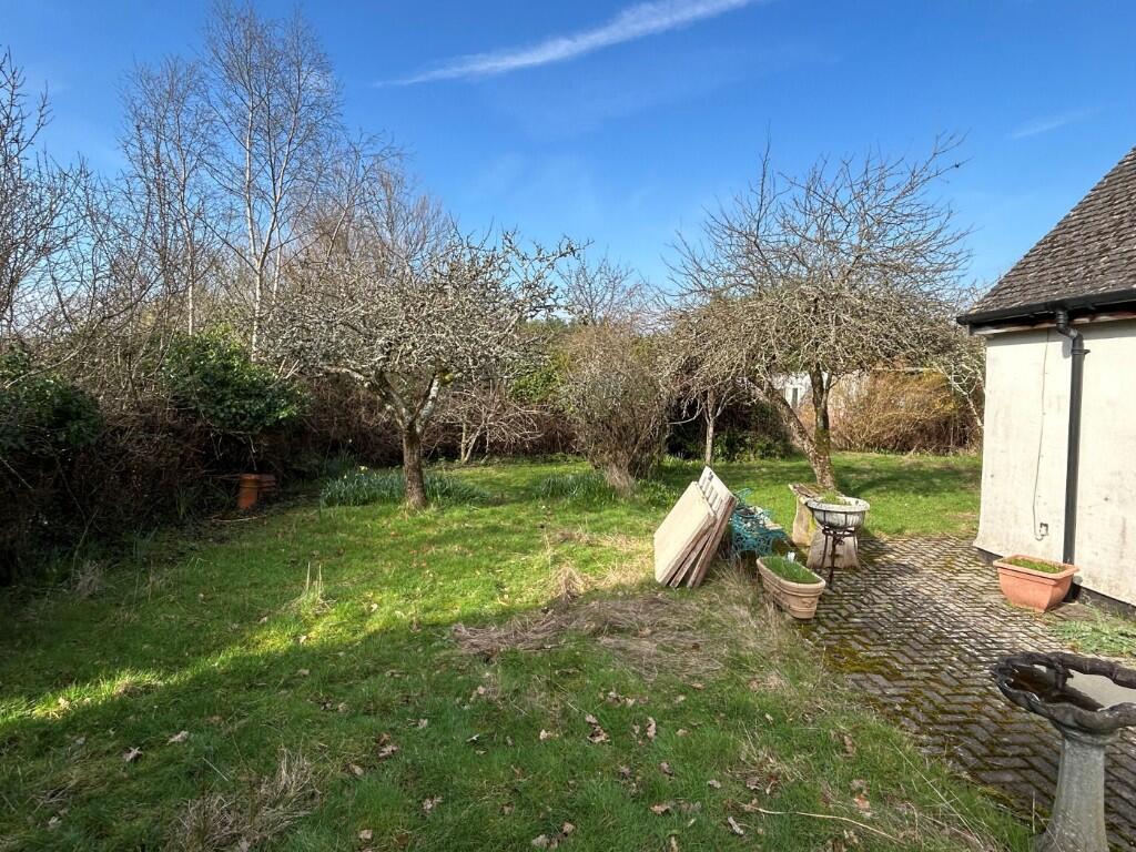 Old Wareham Road, Corfe Mullen, Wimborne, BH21 photo 2