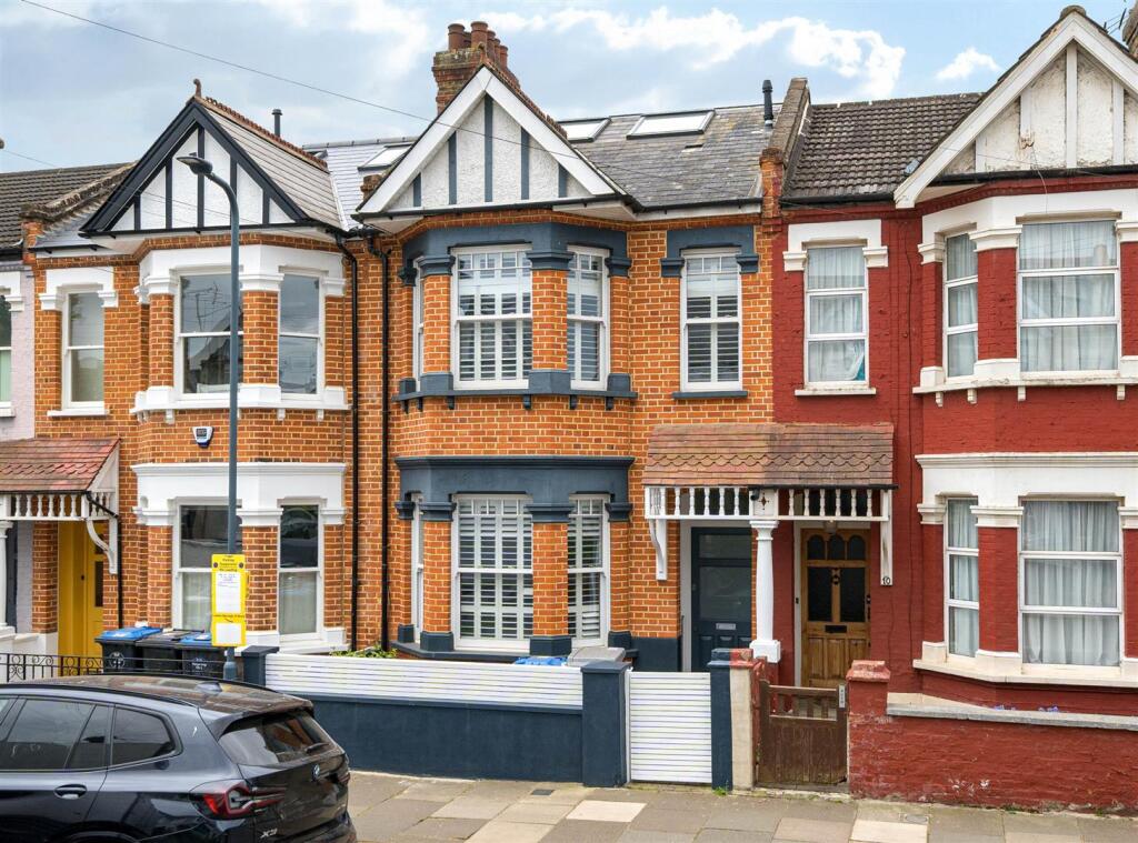 Main image of property: Doyle Gardens, London NW10