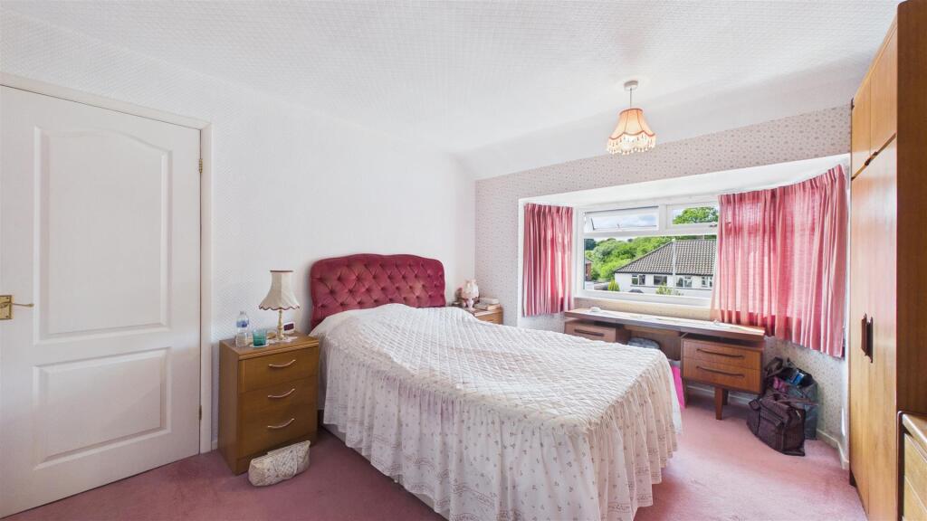 House in Dudley, West Midlands - More