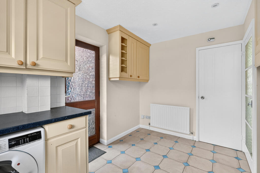Carolina Place, Finchampstead, RG40 photo 4