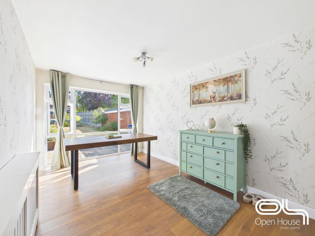 House in Cannock Chase, Pye Green, Hednesford - More