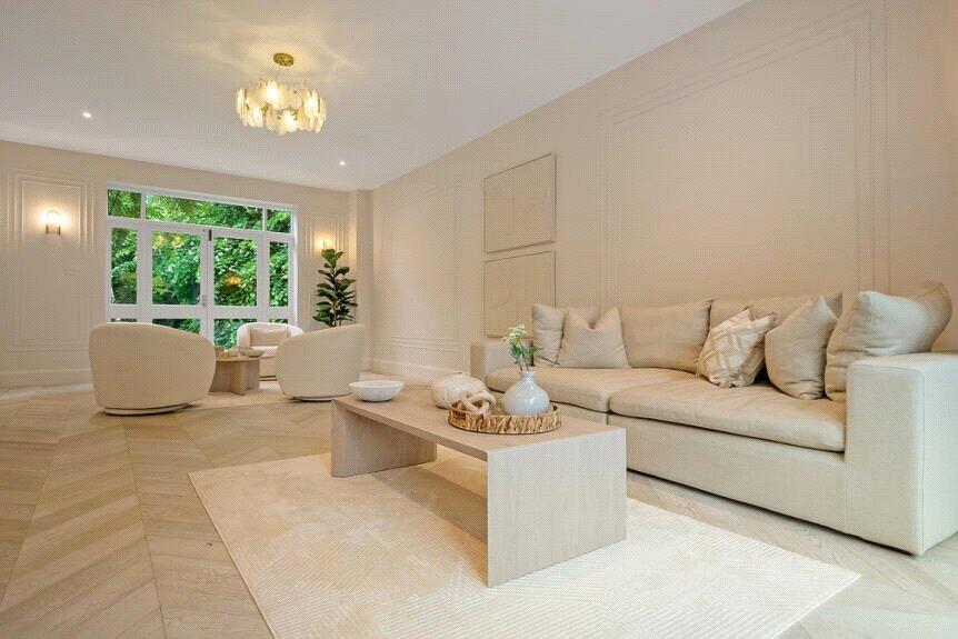 House in Reading - More