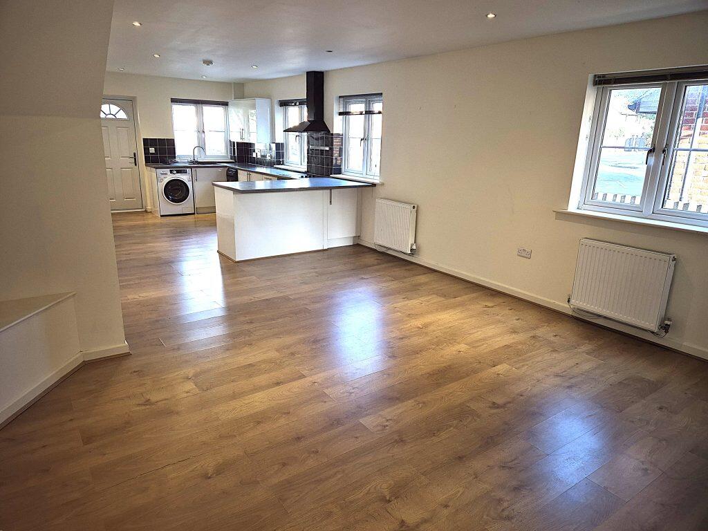 3 Mews House, Forest Mews, Salisbury Road, Totton, Southampton, SO40 3GN photo 3