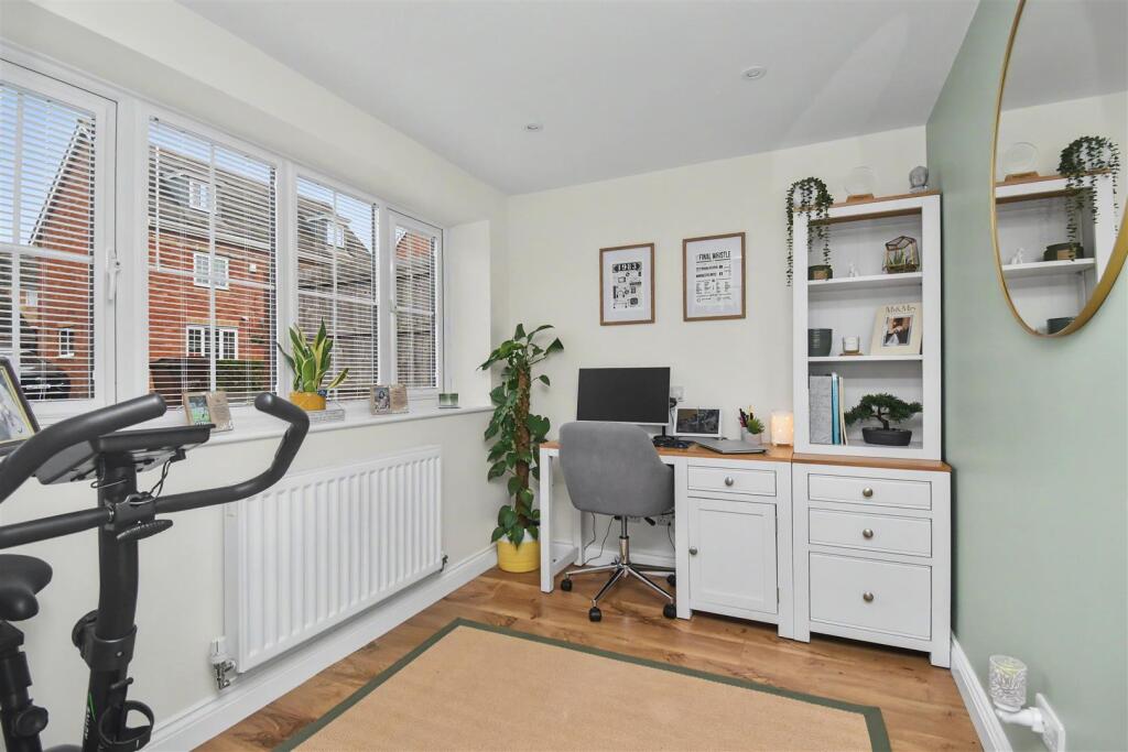 House in Northampton - View 4