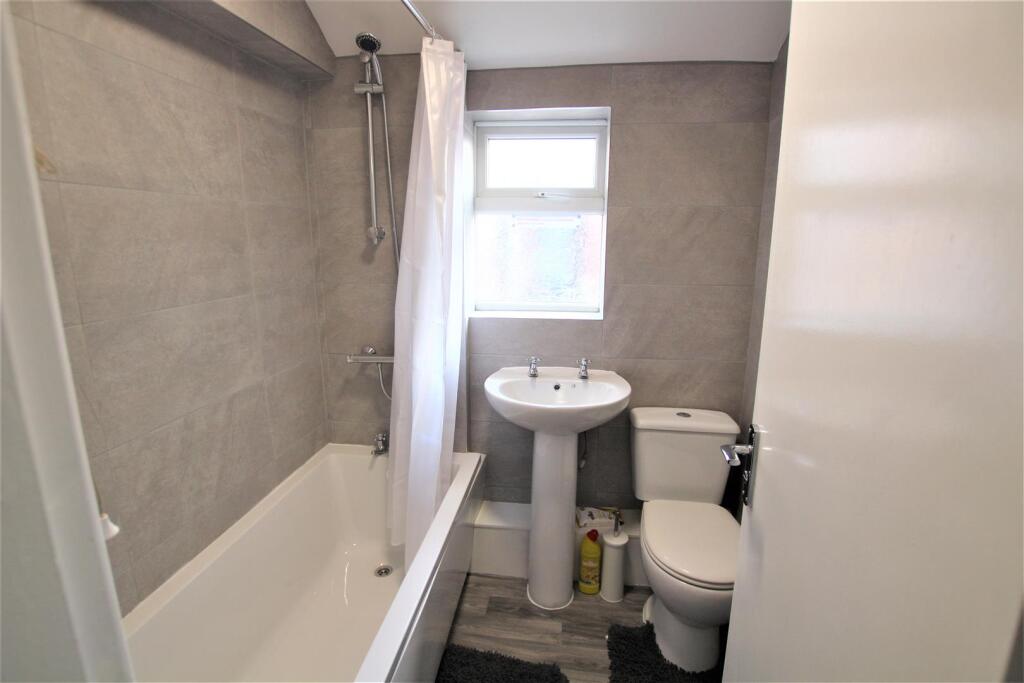House in Stockton-on-Tees - More