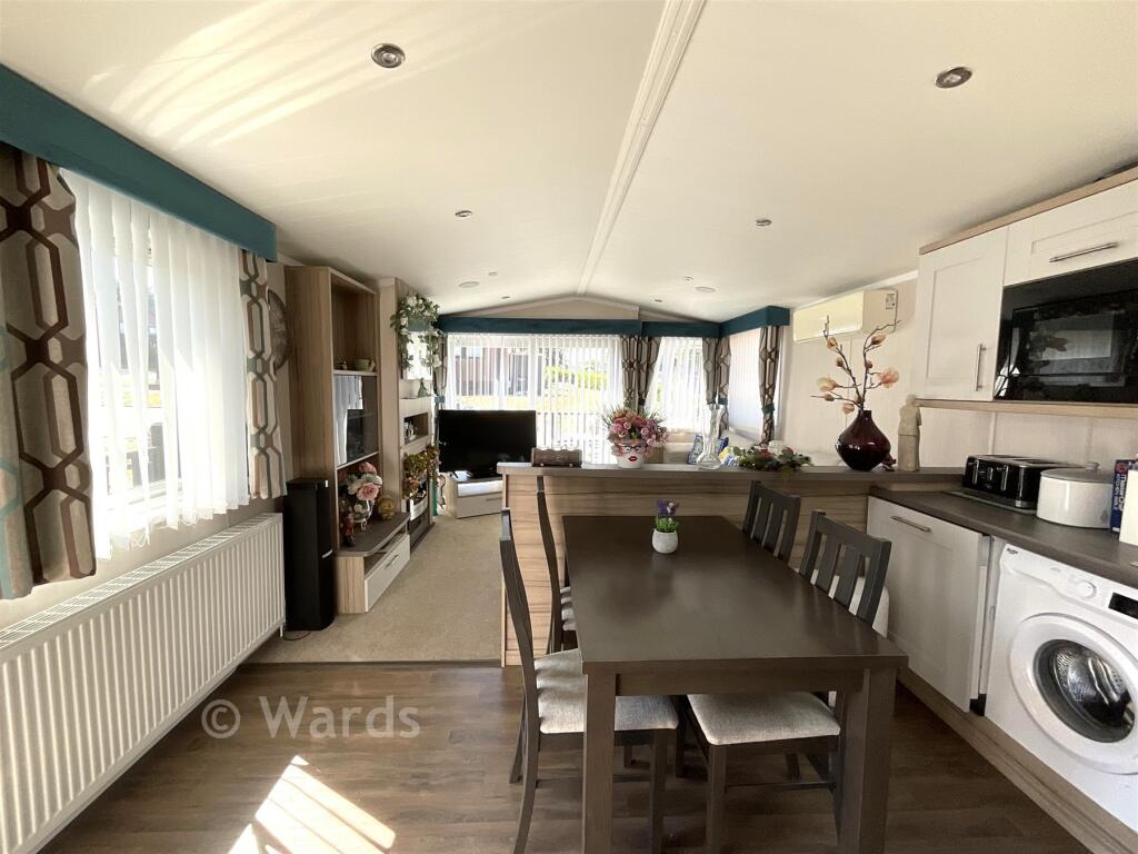House in Tonbridge - View 5