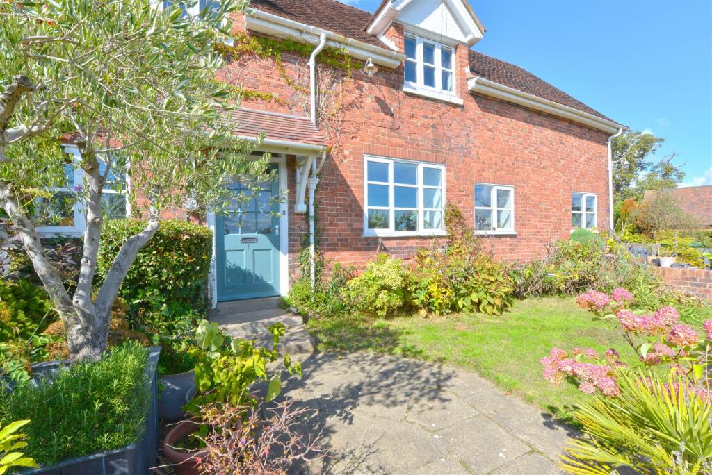 4-bed house on Little Lyth, Lyth Hill, Shrewsbury, £650,000