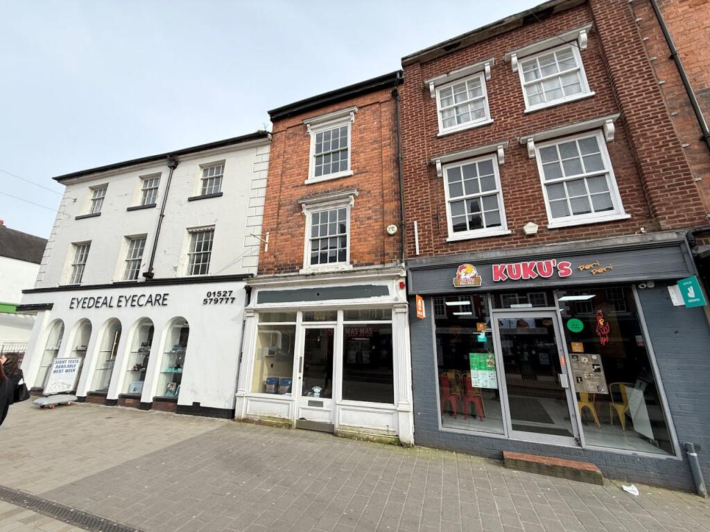 Main image of property: 44 High Street, Bromsgrove, B61 8HQ