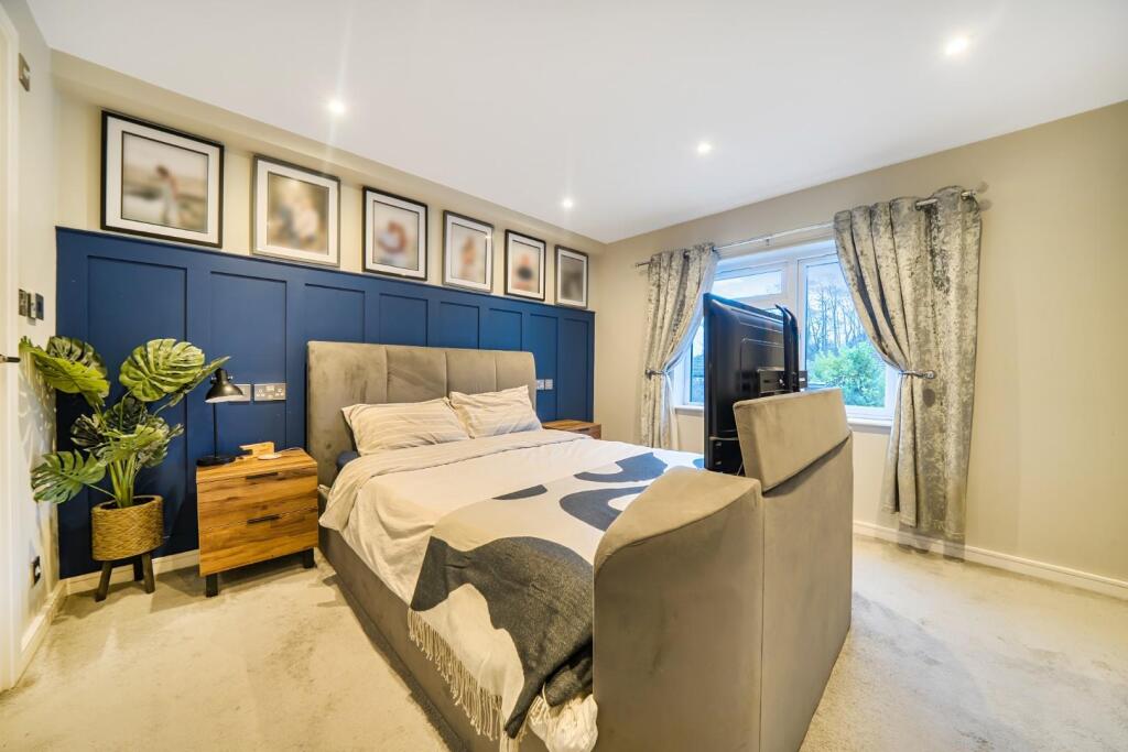 Main image of property: Fir Copse Road, Waterlooville