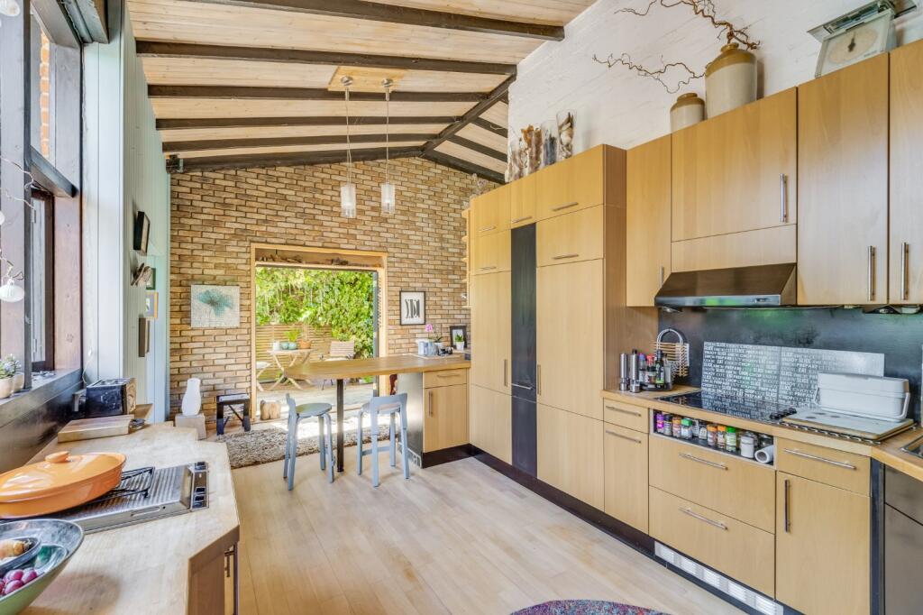 Additional image 10 of Briary Wood Lane, Mardley Heath, Welwyn, Hertfordshire, AL6