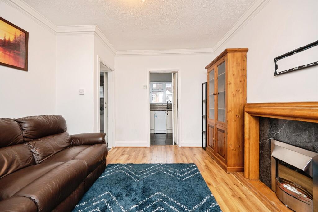 House in Sandwell, West Midlands - View 5