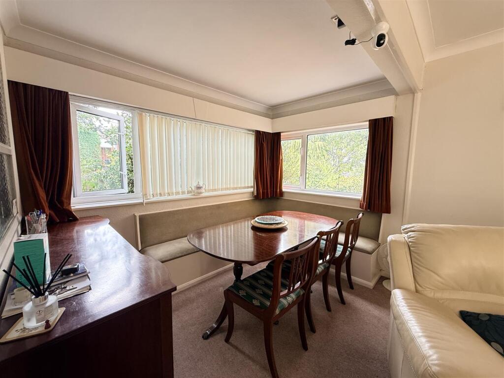 House in Dudley - View 5