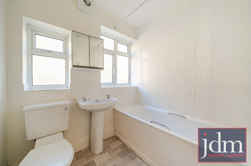 Apartment in Beckenham - More