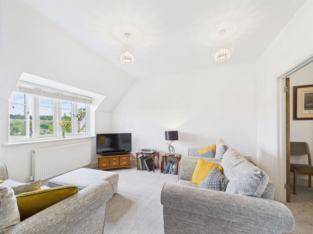 House in Bridgnorth, High Town, Oldbury - View 4