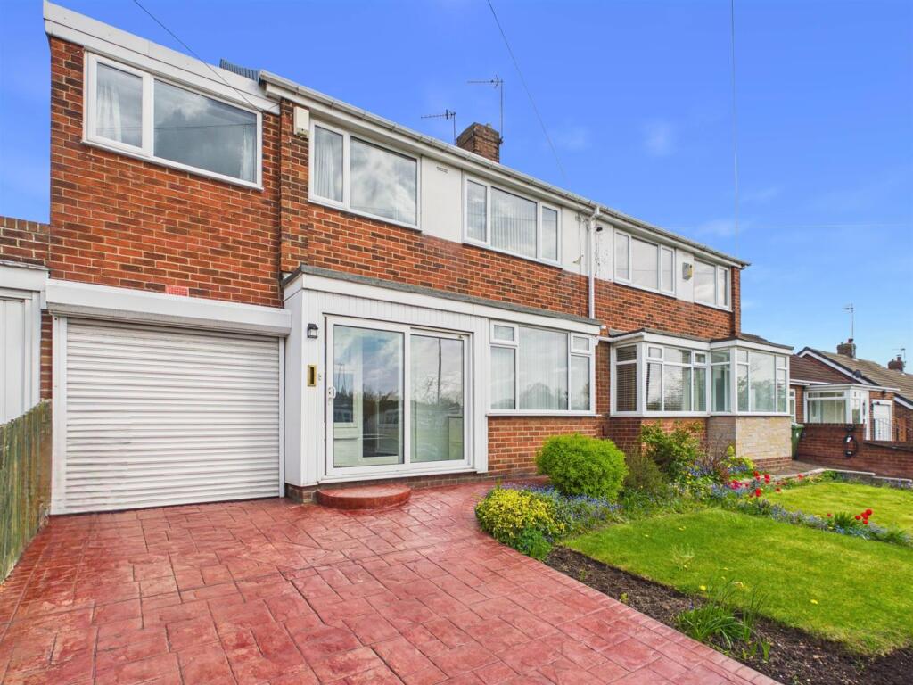 Main image of property: Colegate West, Heworth, Gateshead