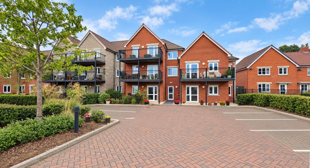 Blue Cedar Close, Yate, Bristol