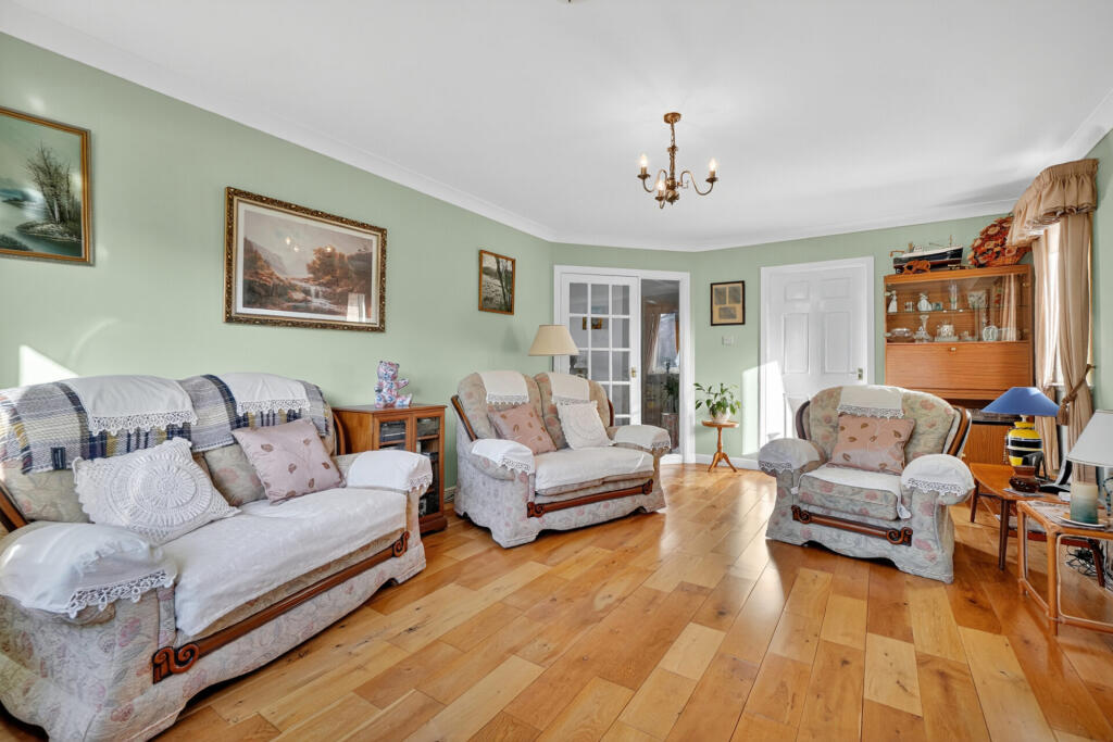 27 Darnlaw View, Auchinleck, KA18 2LF photo 4