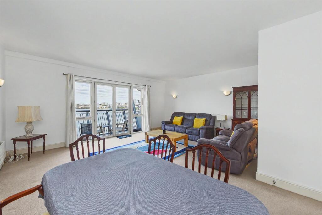 Apartment in London, Millwall, Canary Wharf - View 2