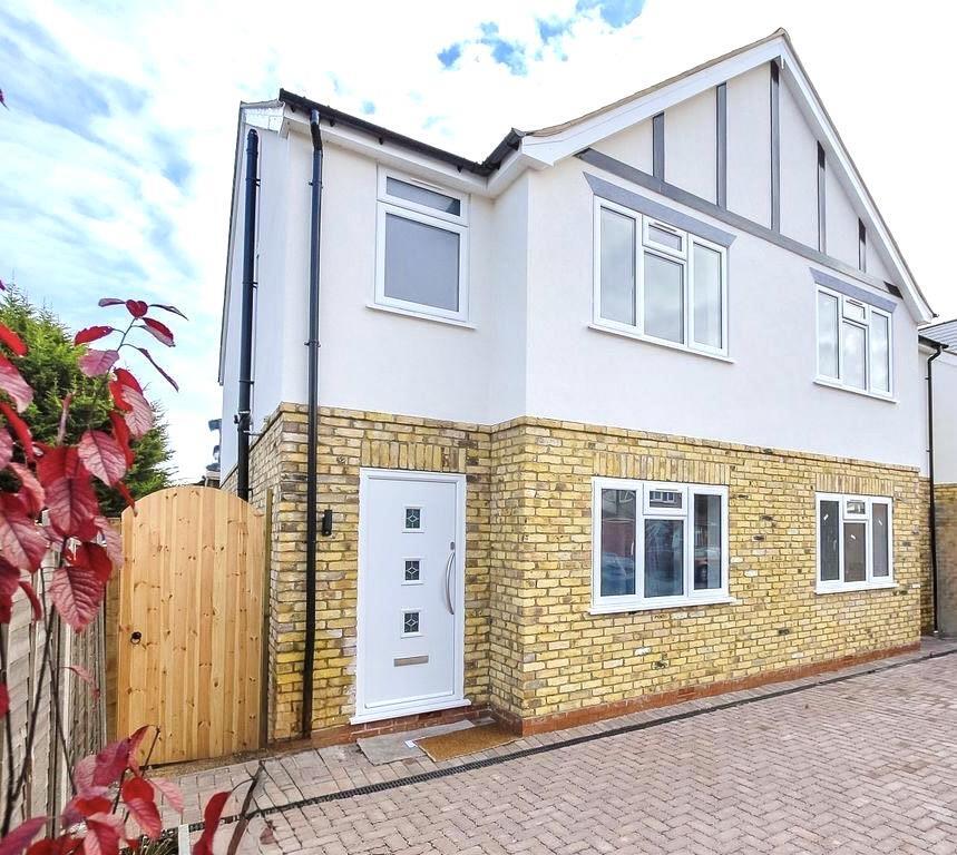 Main image of property: Otterfield Road, West Drayton, Uxbridge, UB7 8PF