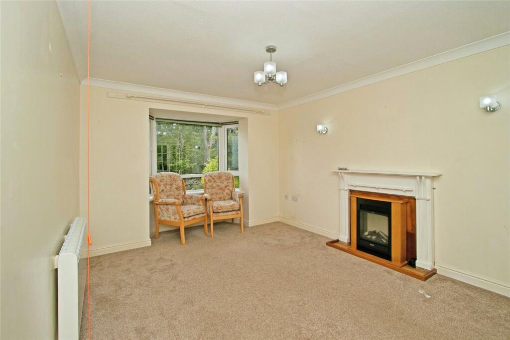 Apartment in Truro - View 3