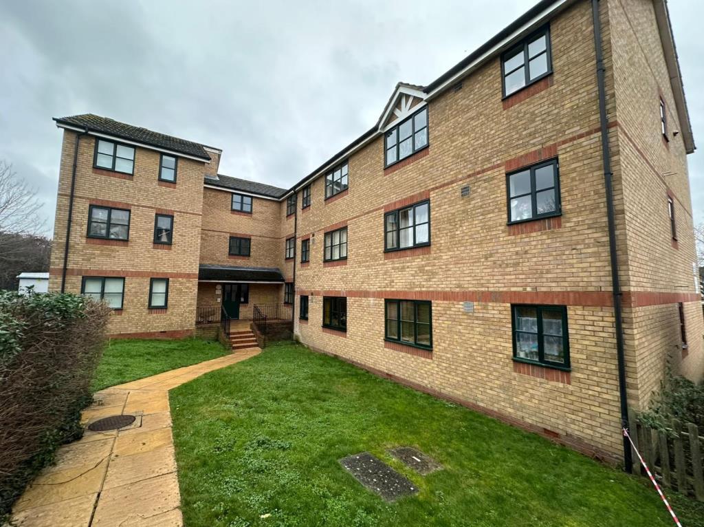 Main image of property: Slough, Berkshire, SL2