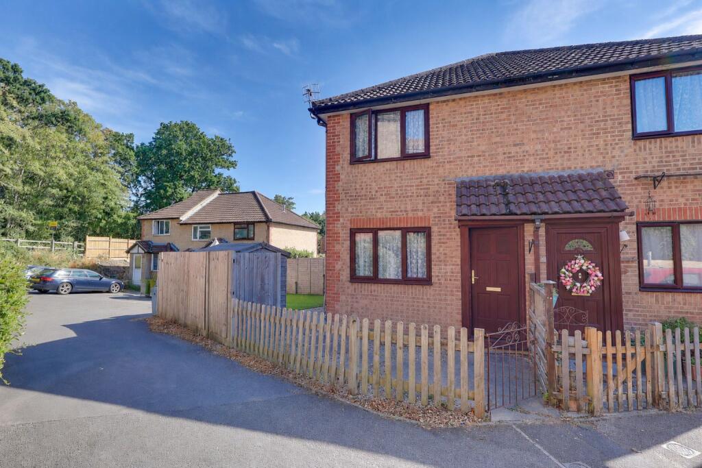 Main image of property: Bracklesham Close, Sholing
