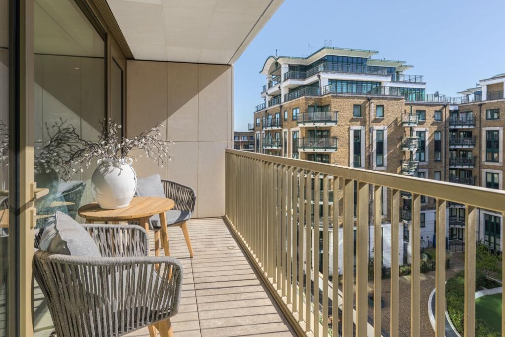 Riverstone Warwick Lane, London photo 3