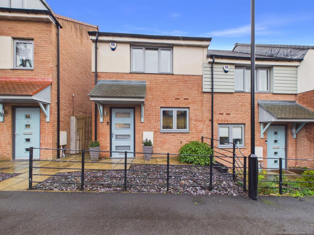 Featherwood Avenue, Newcastle Upon Tyne, NE15 photo 4