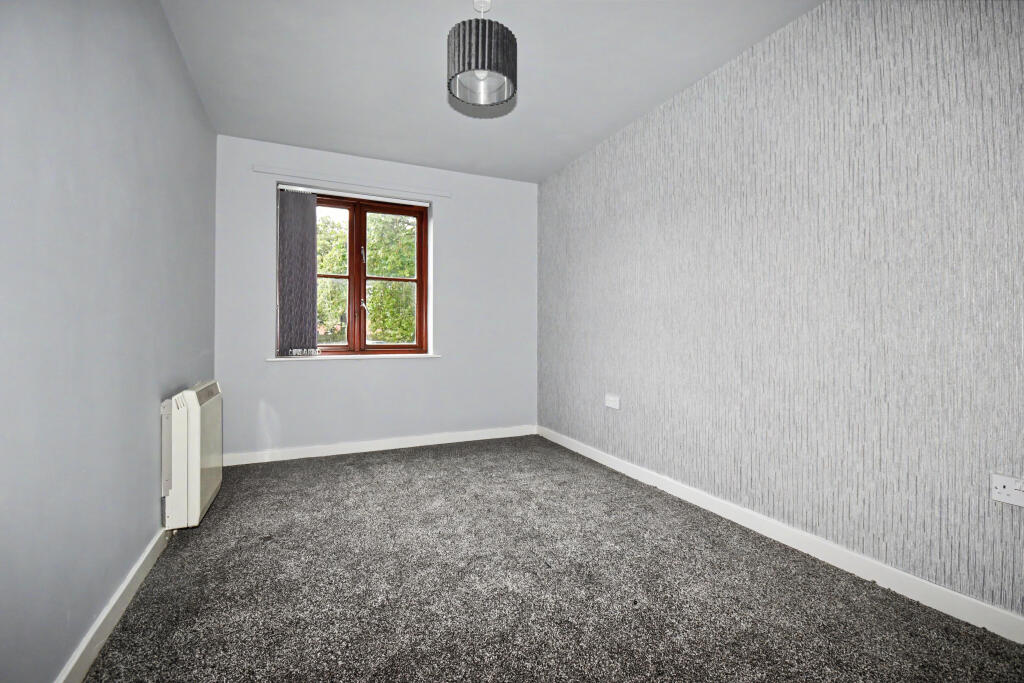 Apartment in Wakefield - View 5