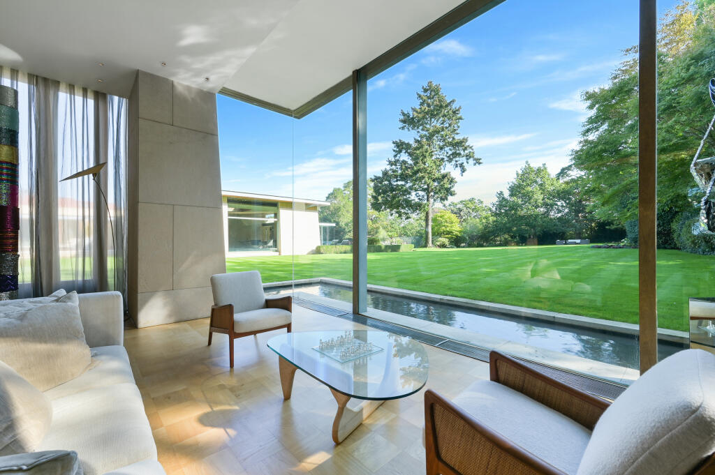 House in London - View 5