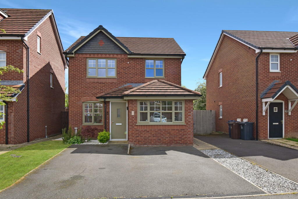 Main image of property: Foundry Close,Leyland,PR25 3RA