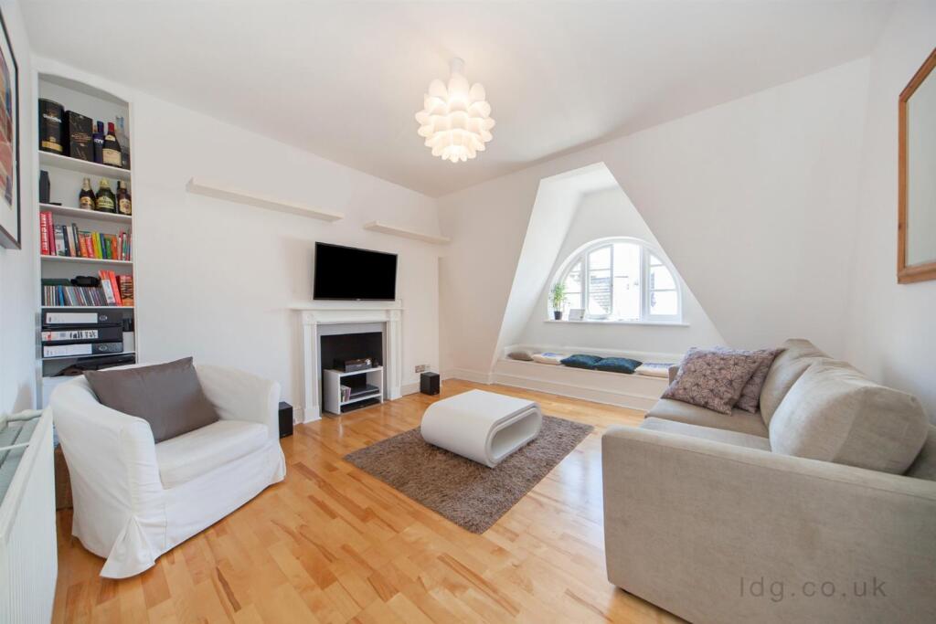 Apartment in London, East Marylebone, Mayfair - View 3
