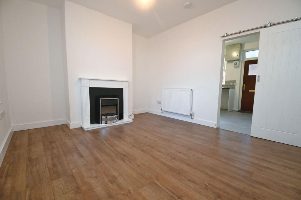 Hibbert Terrace, Barnsley, S70 4JE - View 5