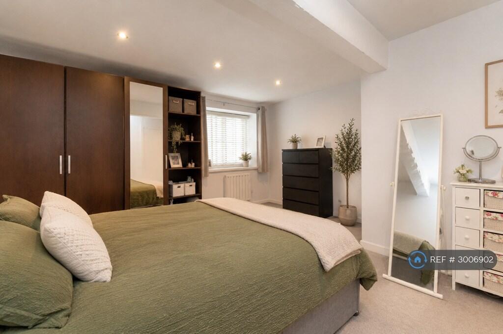 Apartment in Peterborough - View 5