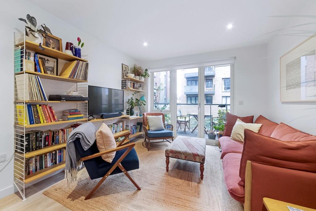 Main image of property: Cobden Walk, Peckham, London, SE15