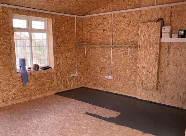 Red Brick End Unit