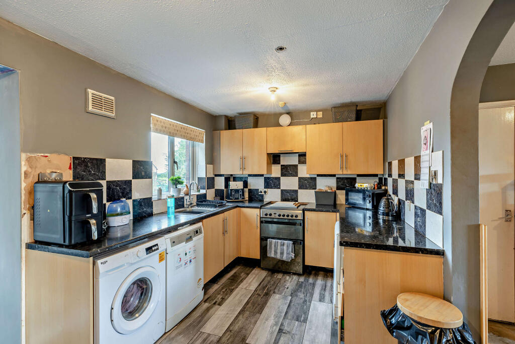 Llwynbrain Villas, Howey, LD1 - View 5