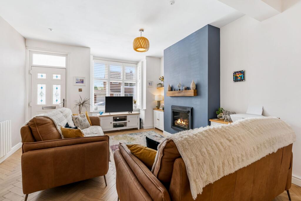 Bradburn Road, Irlam, M44 photo 4