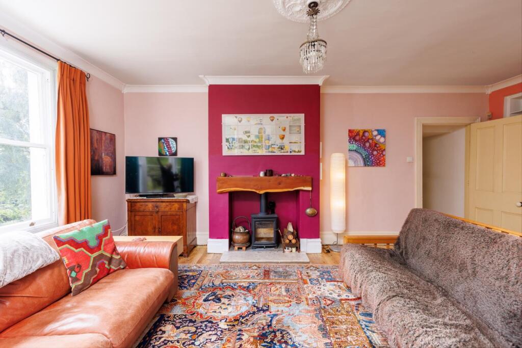 House in Bristol - More