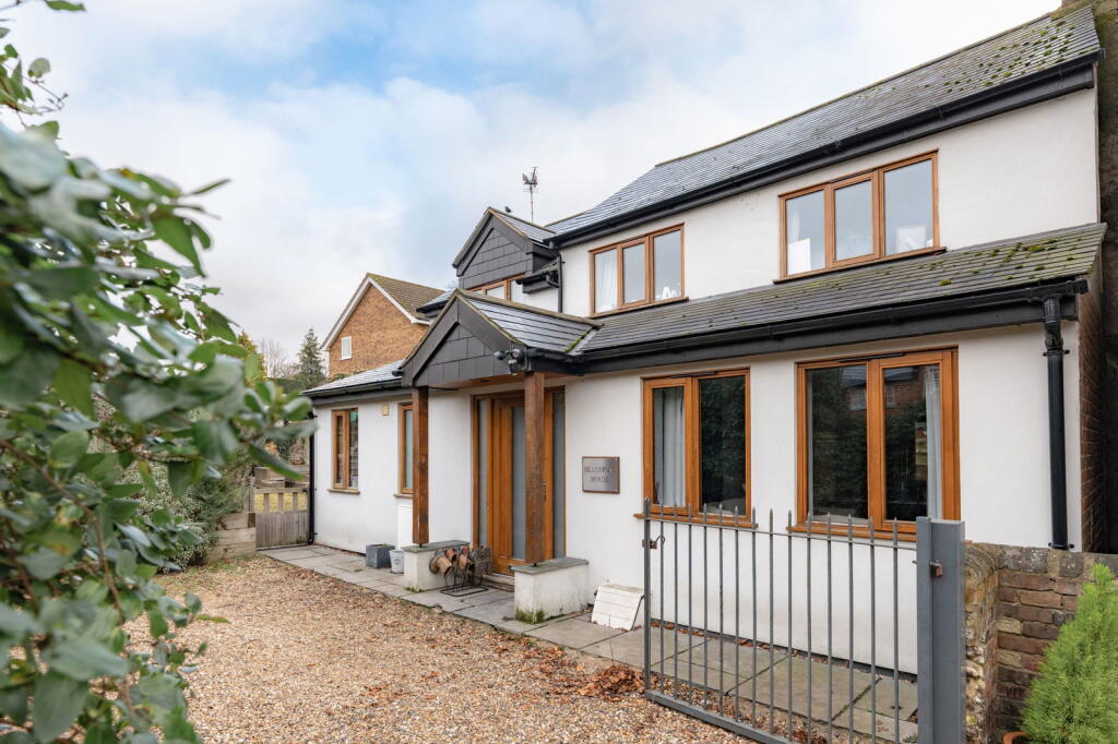 Main image of property: Station Road, Ivinghoe, Buckinghamshire LU7