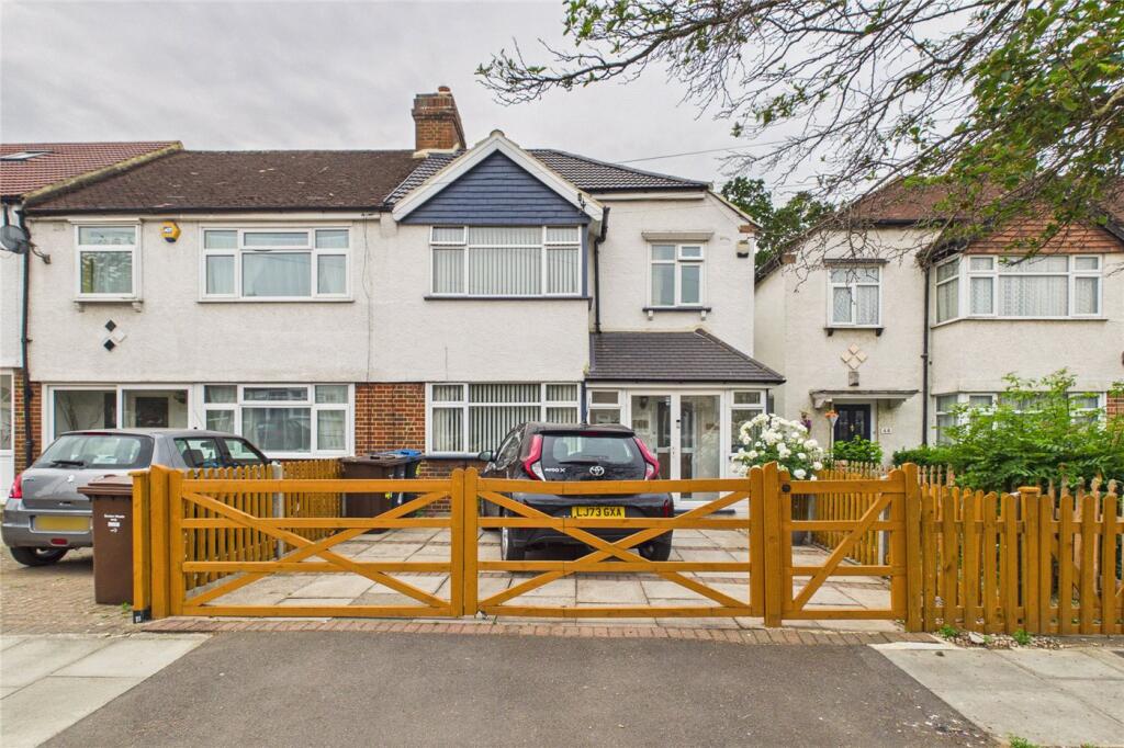 Main image of property: Lyndhurst Avenue, London, SW16