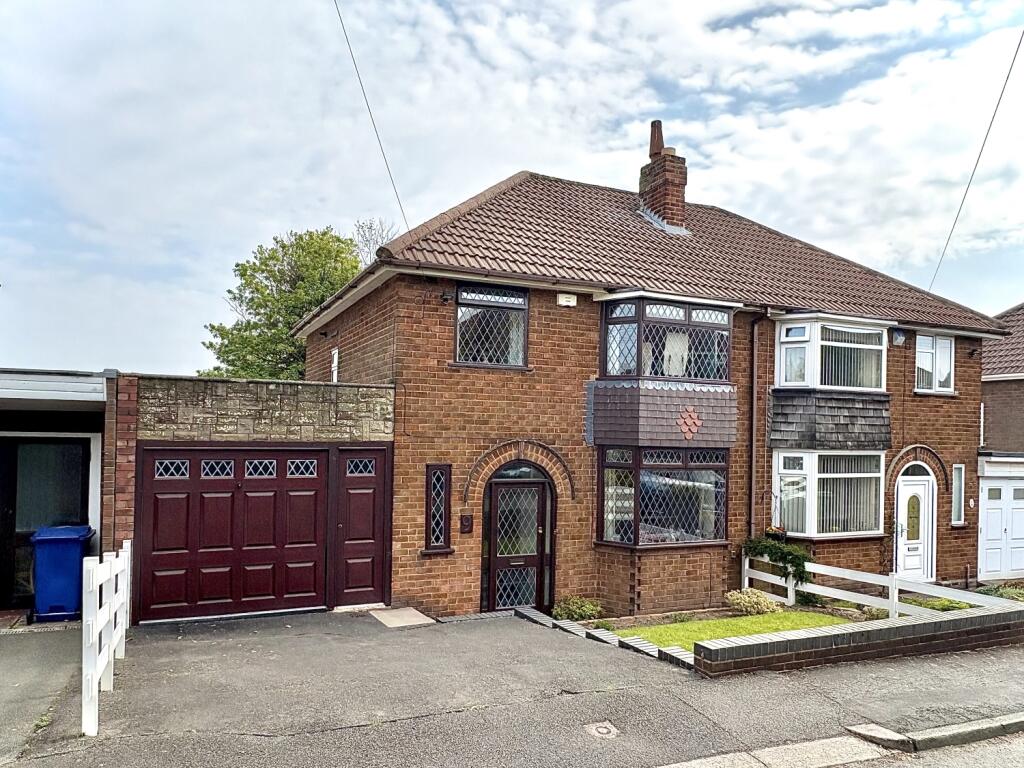 Main image of property: The Paddock, SEDGLEY, DY3 1UR