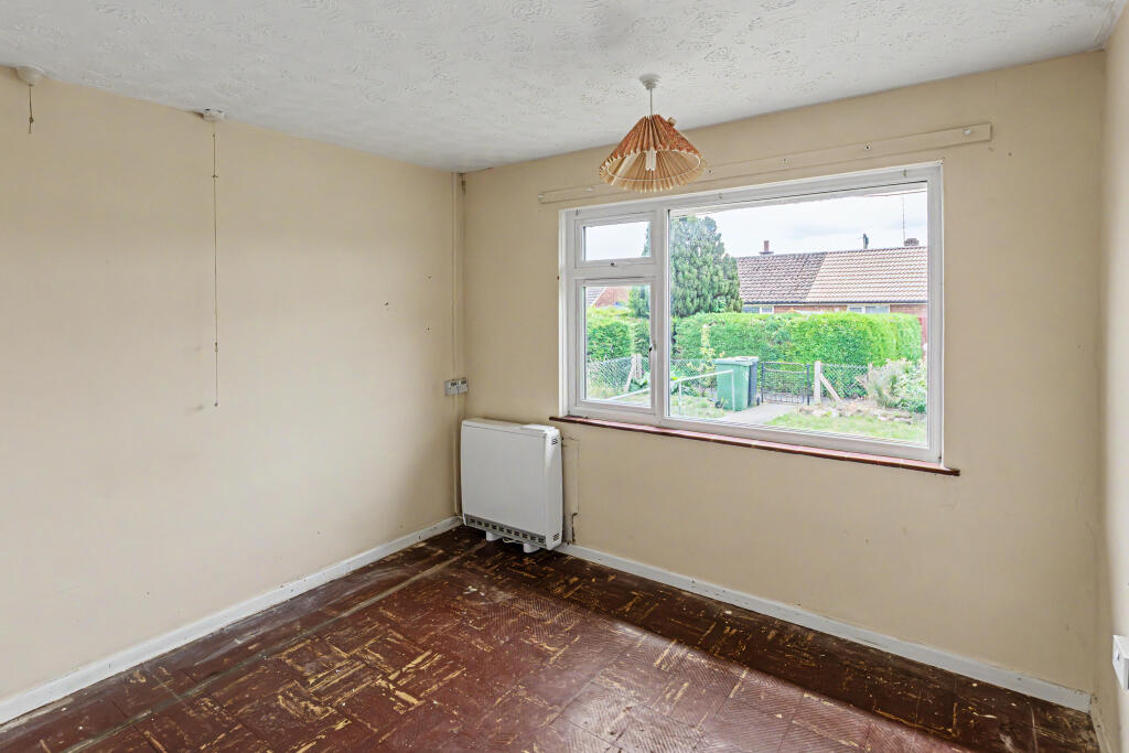 122 Reids Piece, Purton, Wiltshire, SN5 4AY photo 4