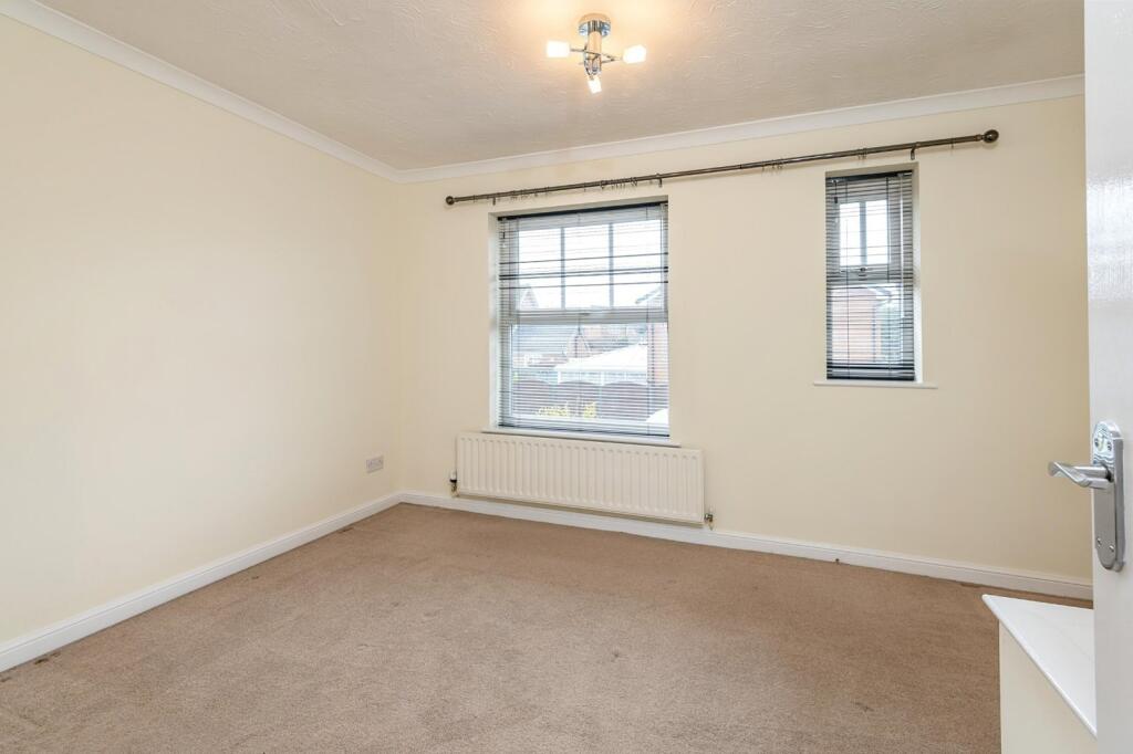 Meadowgate Croft, Lofthouse, Wakefield, West Yorkshire, WF3 photo 4