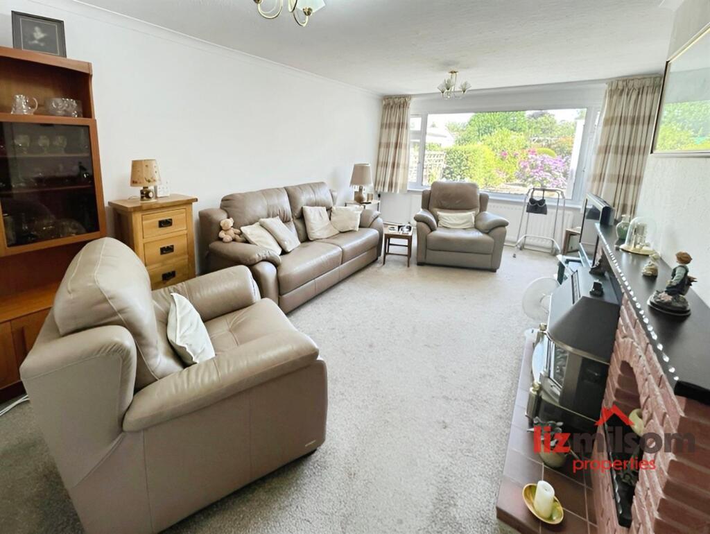 Mill Hill Lane, Burton-On-Trent photo 2