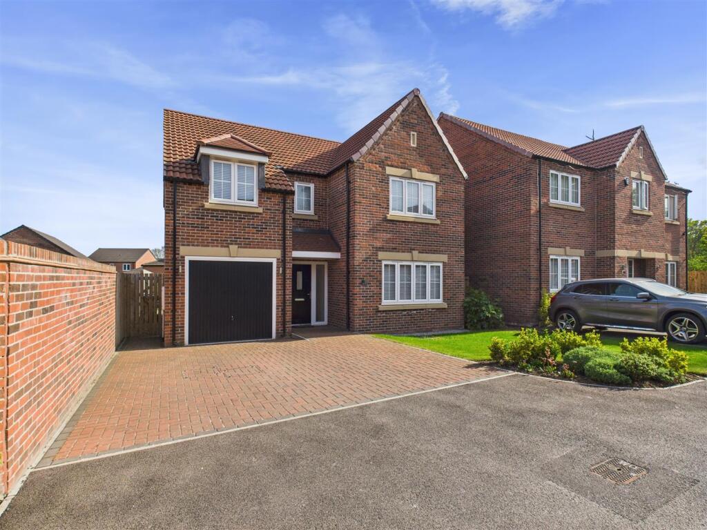 4-bed detached on Hudson Avenue, Anlaby, £399,950
